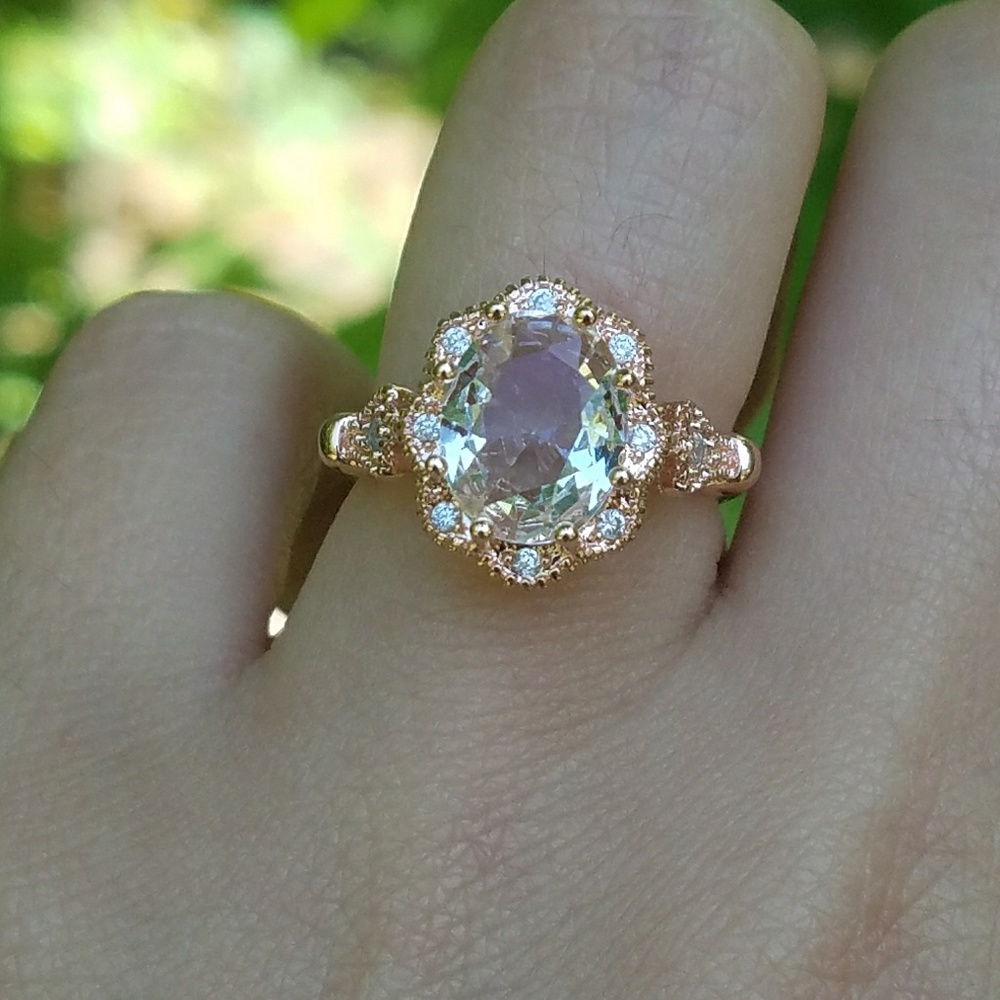 Rose gold Crown Oval Vintage Style Ring - Picture 5 of 6